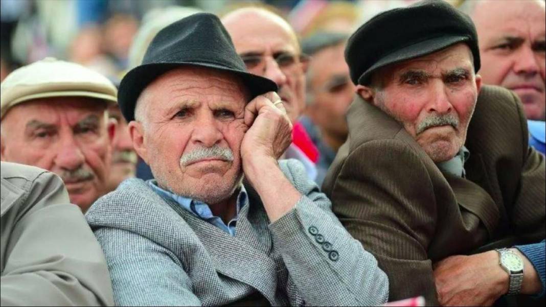 Erdoğan emekli için harekete geçti ‘Zam bekleyen emeklilere sürpriz artış geliyor’ 5